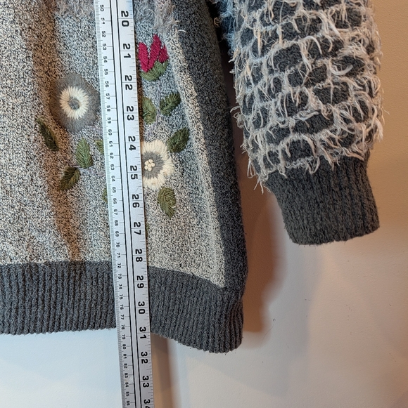 Vintage Jaguar Patchwork Knit Cardigan Floral Textured Grandma Core S / M - Picture 10 of 11